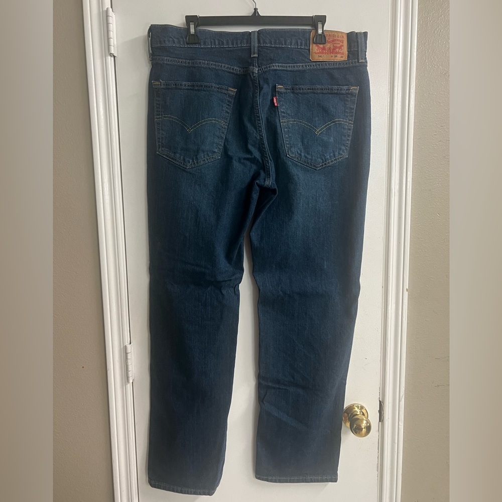 Levi blue jeans 541